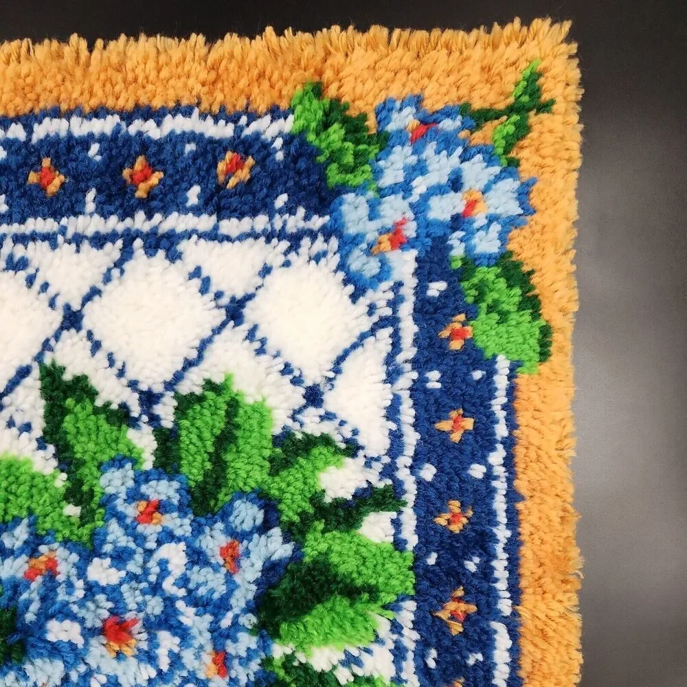 Vintage Completed Latch Hook Rug Flower Rectangle Wall Hanging Cottage Art 27x20